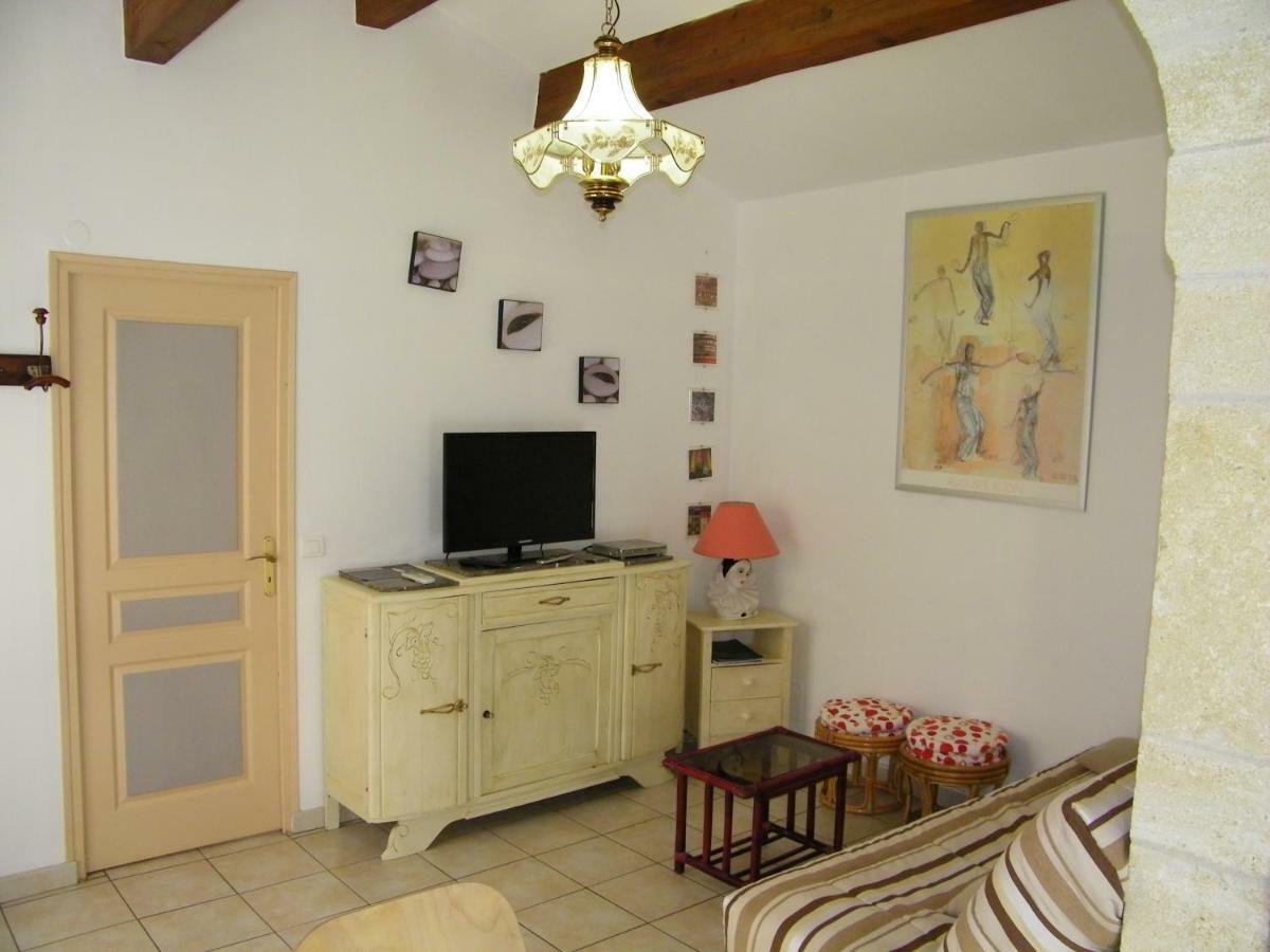 Domaine Du Bois Gite Bleuette Galargues Buitenkant foto