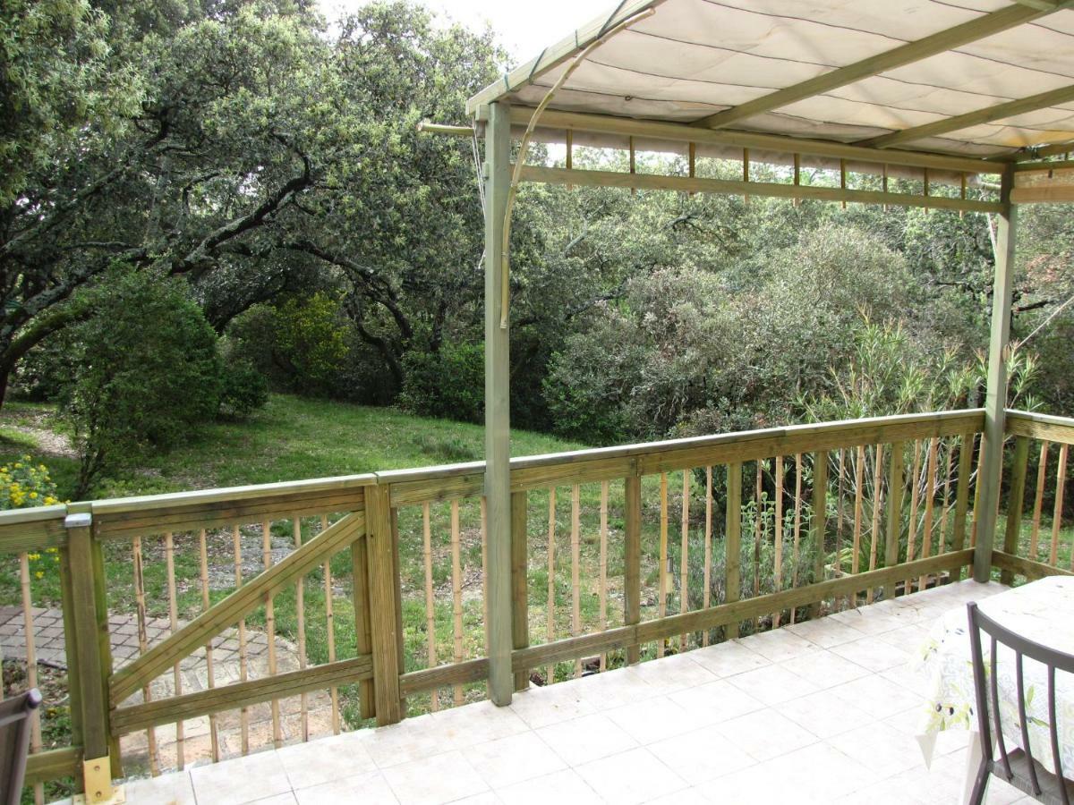Domaine Du Bois Gite Bleuette Galargues Buitenkant foto